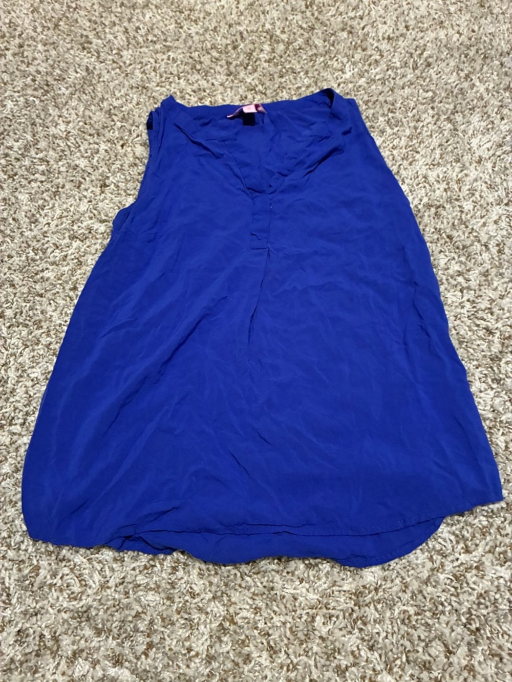 Lilly Pulitzer Sleeveless V-Neck Tank in Royal Blue